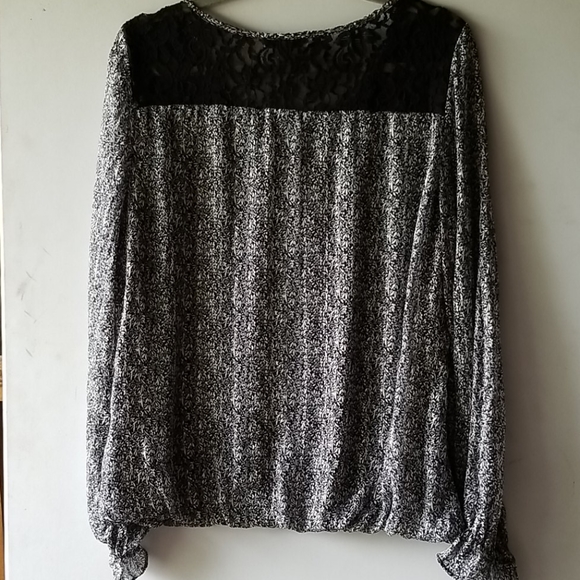 Top - Picture 5 of 5